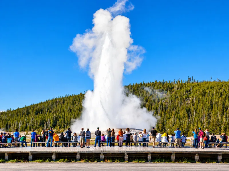 Lịch trình Yellowstone 3 ngày khám phá các địa danh nổi tiếng